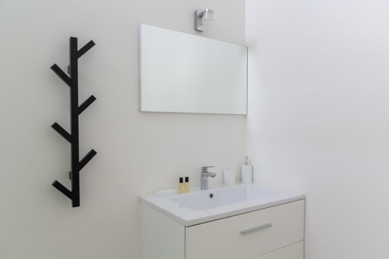 Guestready - Modern Apartment In City Center For Up To 4 Guests! Bordeaux Dış mekan fotoğraf